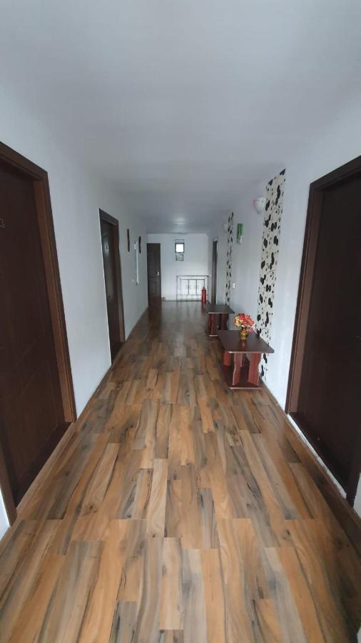 Pensiunea Bety Tutulesti Esterno foto