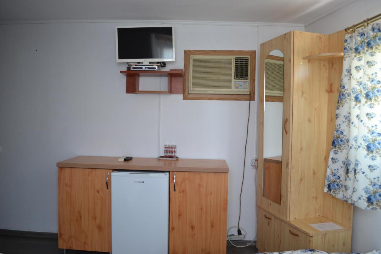 Pensiunea Bety Tutulesti Esterno foto