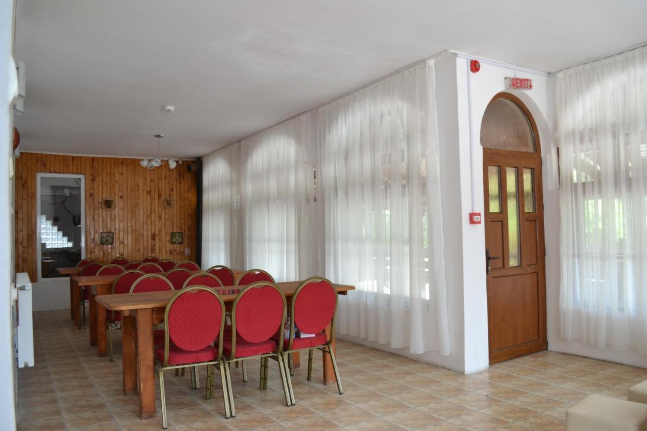 Pensiunea Bety Tutulesti Esterno foto